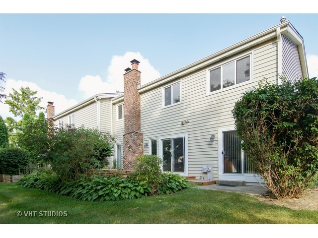 677 London Sq, Hoffman Estates, IL 60169 photo 9