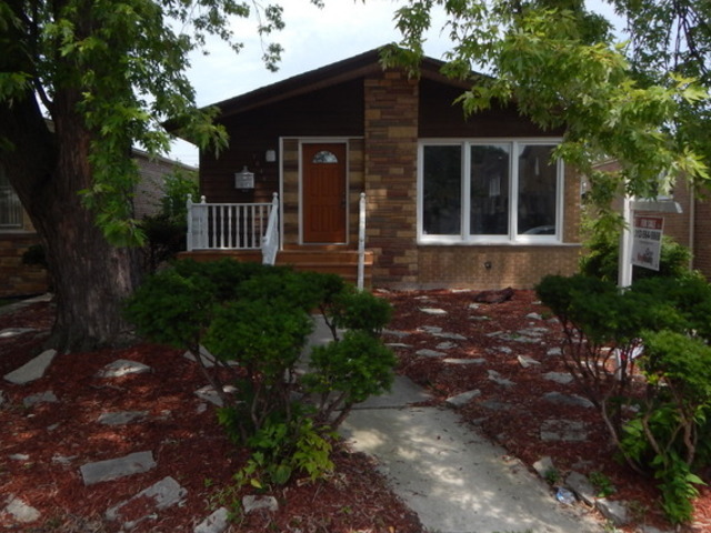 1644 E 87th Pl, Chicago, IL 60617 photo 1