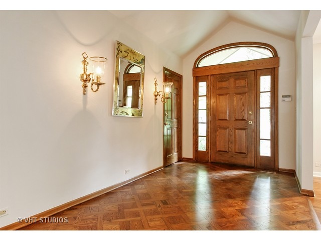 1000 Forestview Ln, Glenview, IL 60025 photo 1