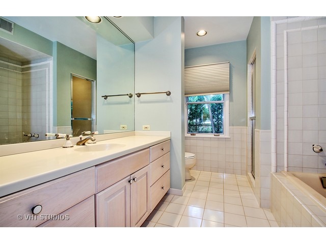 1000 Forestview Ln, Glenview, IL 60025 photo 16