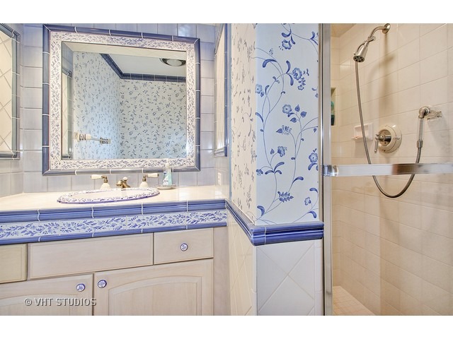 1000 Forestview Ln, Glenview, IL 60025 photo 17