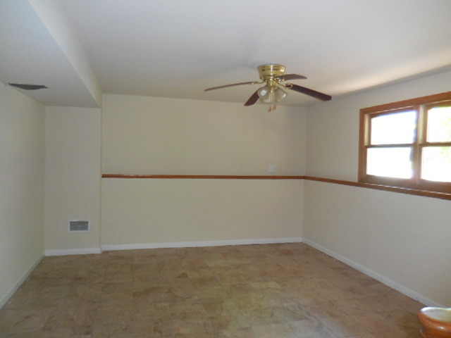 1052 Valley Stream Dr, Wheeling, IL 60090 photo 13