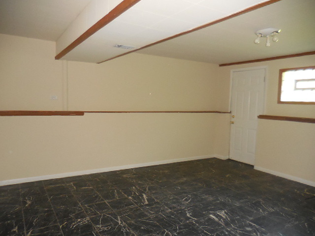 1052 Valley Stream Dr, Wheeling, IL 60090 photo 16