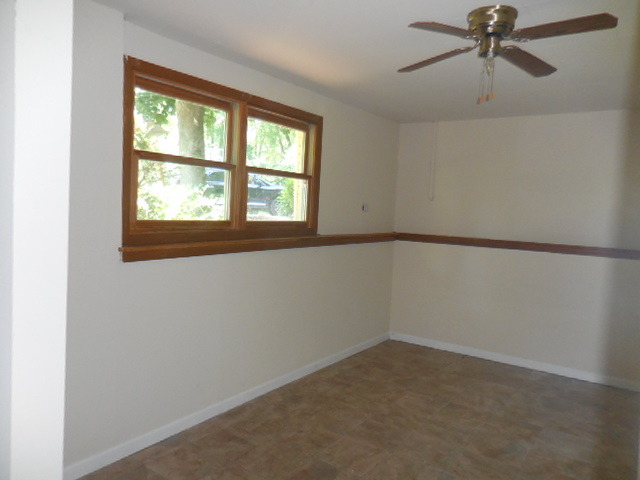 1052 Valley Stream Dr, Wheeling, IL 60090 photo 15