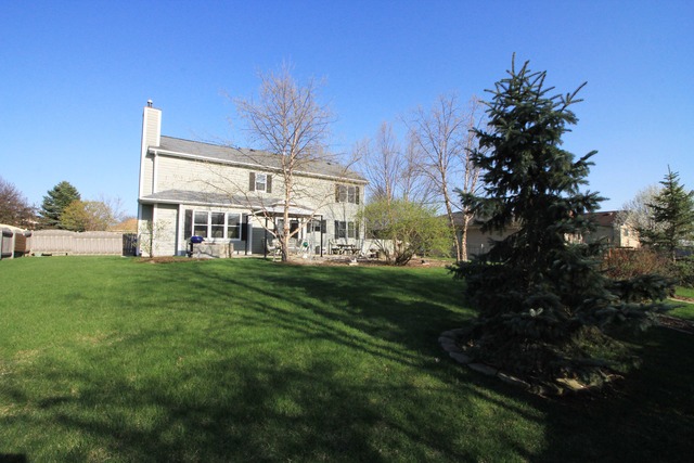 858 Brewster Ln, Bartlett, IL 60103 photo 19