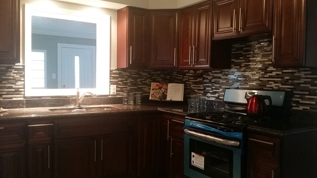 2106 E 73rd St, Chicago, IL 60649 photo 3