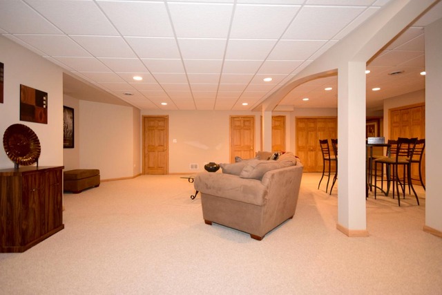 1192 Litchfield Ln, Bartlett, IL 60103 photo 20