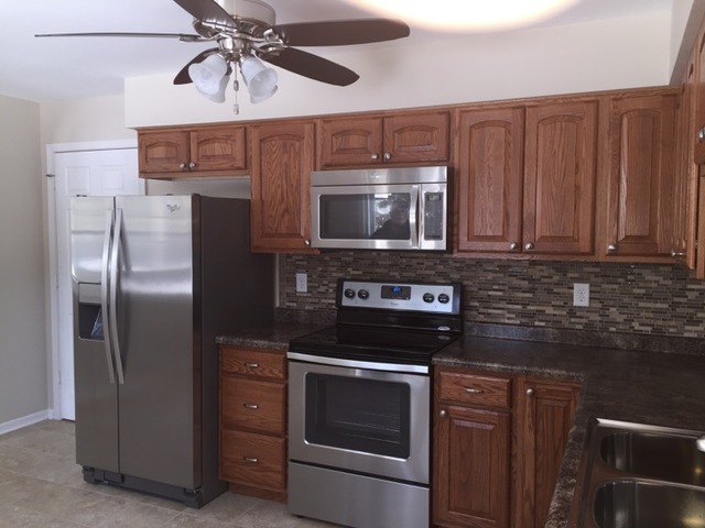 8156 S Delaware St, Dixon, IL 61021 photo 3