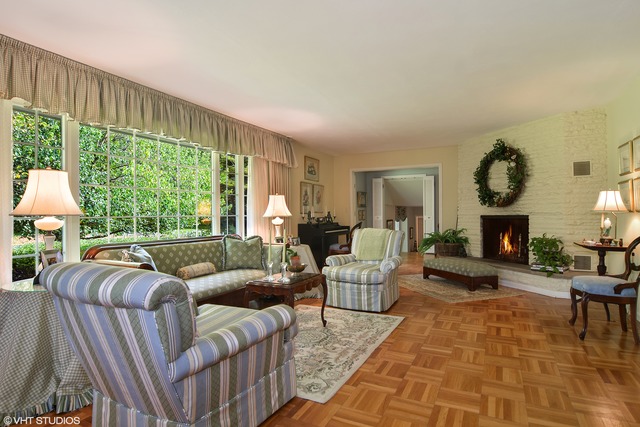 839 Dunstan Rd, Geneva, IL 60134 photo 3