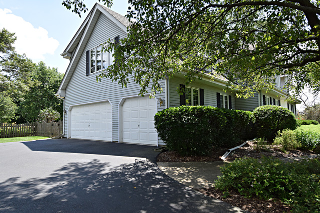 489 S Bartlett Rd, Bartlett, IL 60103 photo 25