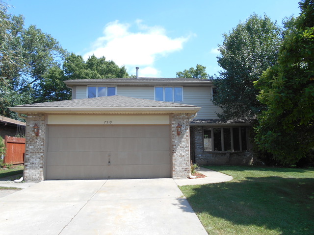 7519 Banks St, Justice, IL 60458 photo 1