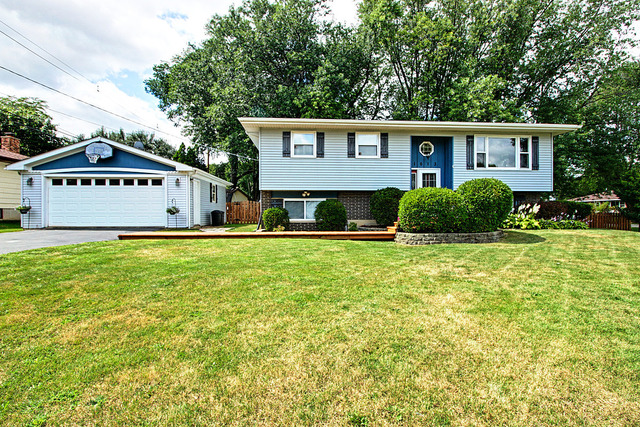 1613 Flower St, Mchenry, IL 60050 photo 1