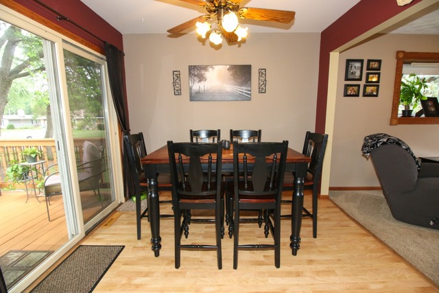 1613 Flower St, Mchenry, IL 60050 photo 6