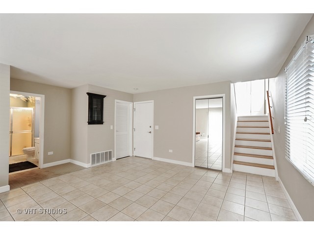 1436 Chippewa Trl, Wheeling, IL 60090 photo 5