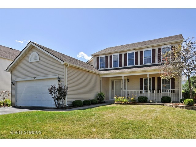 2205 Wesmere Lakes Dr, Plainfield, IL 60586 photo 1