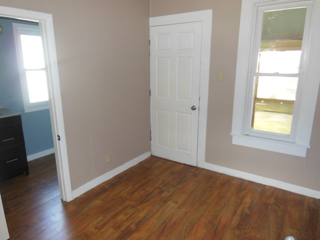 221 W Hall St, Sandwich, IL 60548 photo 15