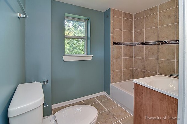 348 S Broadway St, Aurora, IL 60505 photo 23