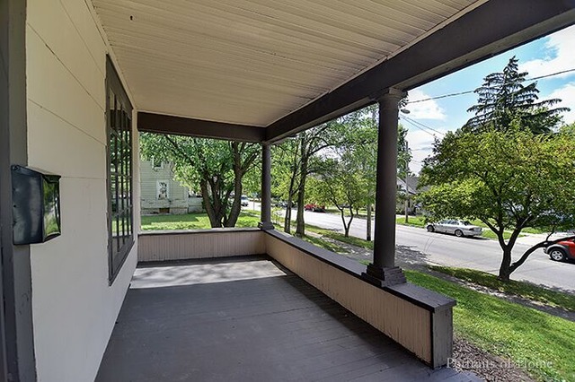 348 S Broadway St, Aurora, IL 60505 photo 3