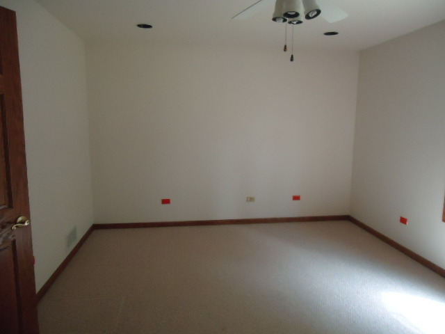 6129 Willowood Ln, Willowbrook, IL 60527 photo 15