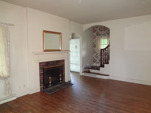 520 E Fellows St, Dixon, IL 61021 photo 1