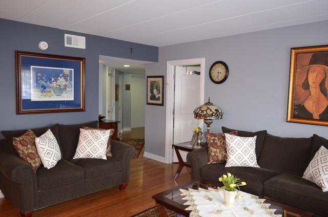 555 S River Rd #204, Des Plaines, IL 60016 photo 4