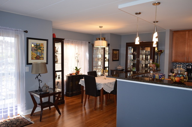 555 S River Rd #204, Des Plaines, IL 60016 photo 13