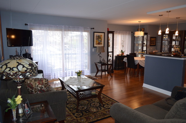 555 S River Rd #204, Des Plaines, IL 60016 photo 6