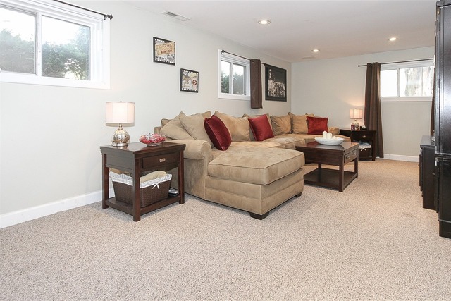565 Aberdeen St, Hoffman Estates, IL 60169 photo 18