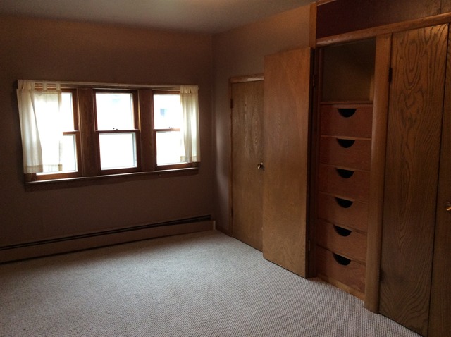 520 Mcclure Ave, Elgin, IL 60123 photo 8