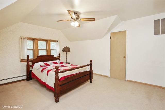 520 Mcclure Ave, Elgin, IL 60123 photo 12