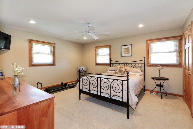 1739 Morse Ave, Des Plaines, IL 60018 photo 17