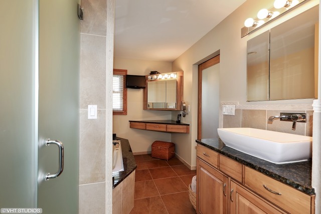 1739 Morse Ave, Des Plaines, IL 60018 photo 14