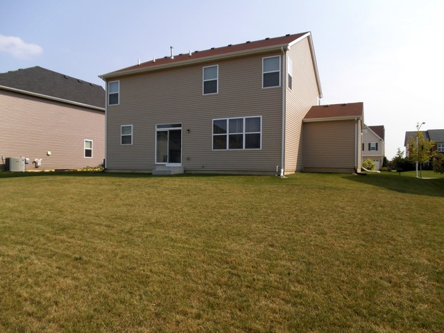 2304 Deerpath Rd, Bolingbrook, IL 60490 photo 16