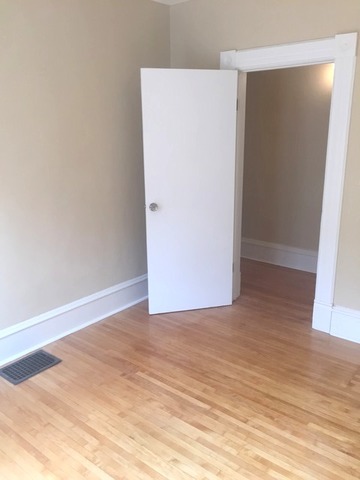 523 Walnut Ave, Elgin, IL 60123 photo 20