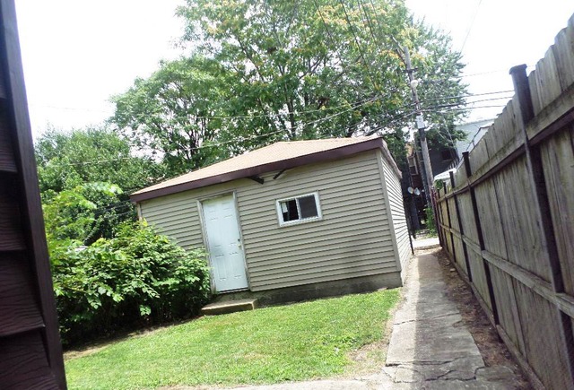 6225 S Langley Ave, Chicago, IL 60637 photo 12