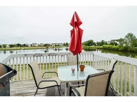 2203 Baxter Ct, Elgin, IL 60123 photo 18