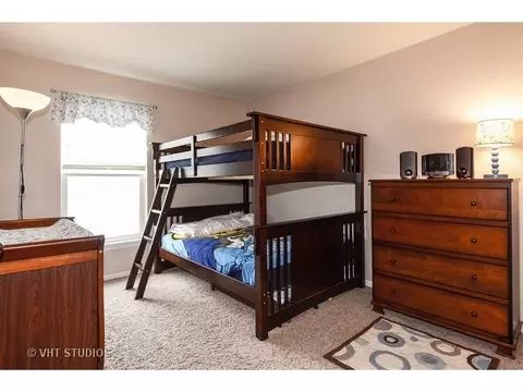 2203 Baxter Ct, Elgin, IL 60123 photo 12