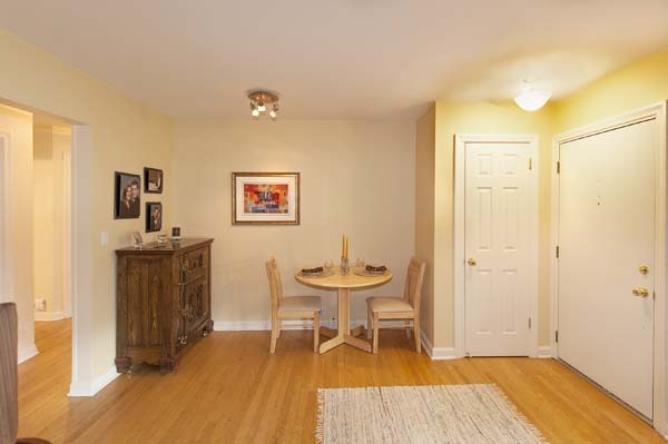 658 Deerpath Dr, Deerfield, IL 60015 photo 4