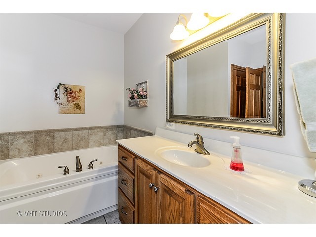 4164 W Pauling Rd, Monee, IL 60449 photo 8