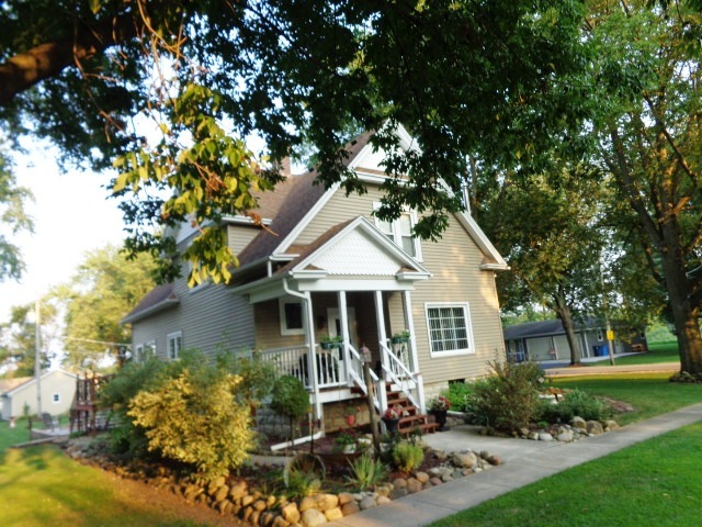 400 Depot St, Mazon, IL 60444 photo 1