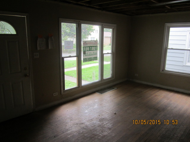 16833 Head Ave, Hazel Crest, IL 60429 photo 2