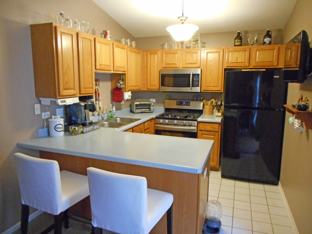 391 Woodview Cir #c, Elgin, IL 60120 photo 5