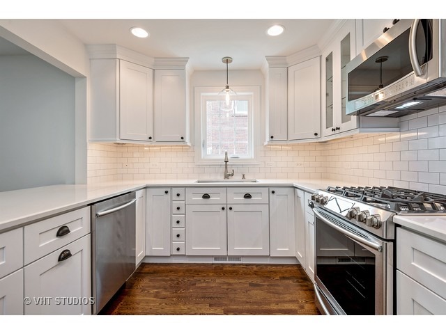 60 Longcommon Rd, Riverside, IL 60546 photo 7