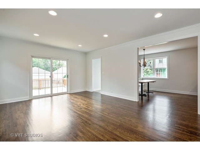 60 Longcommon Rd, Riverside, IL 60546 photo 10