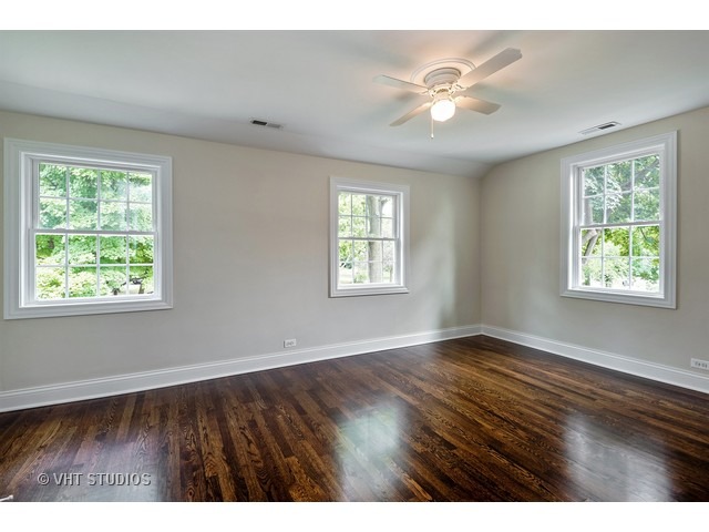 60 Longcommon Rd, Riverside, IL 60546 photo 15
