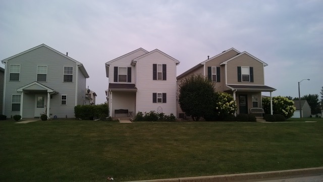 413 Andrea Ct, Harvard, IL 60033 photo 1