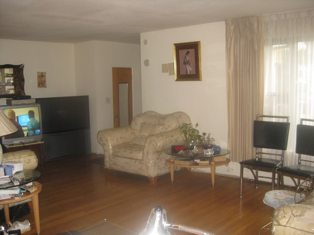 20 E 83rd St, Chicago, IL 60619 photo 2