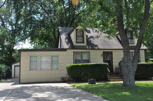 121 68th St, Darien, IL 60561 photo 1