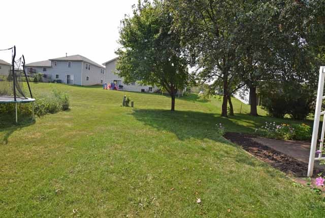 5211 Abbey Dr, Mchenry, IL 60050 photo 24