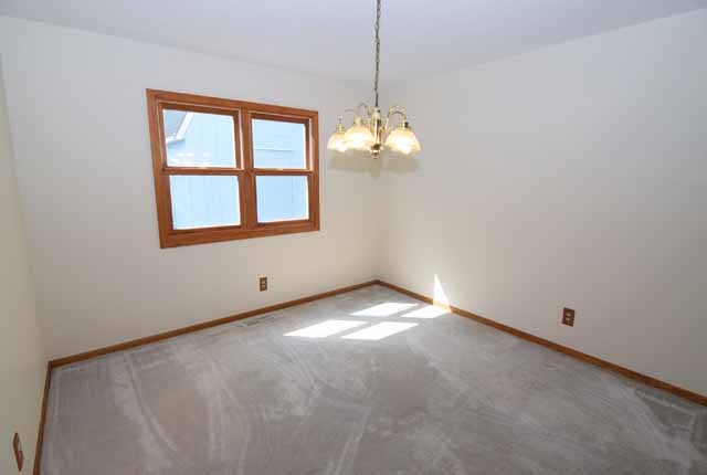 5211 Abbey Dr, Mchenry, IL 60050 photo 6